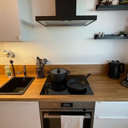 Moderne 2-Zimmer-Wohnung Mit Atemberaubender Skyline Aussicht Auf Frankfurt! Steinbach im Taunus Ngoại thất bức ảnh