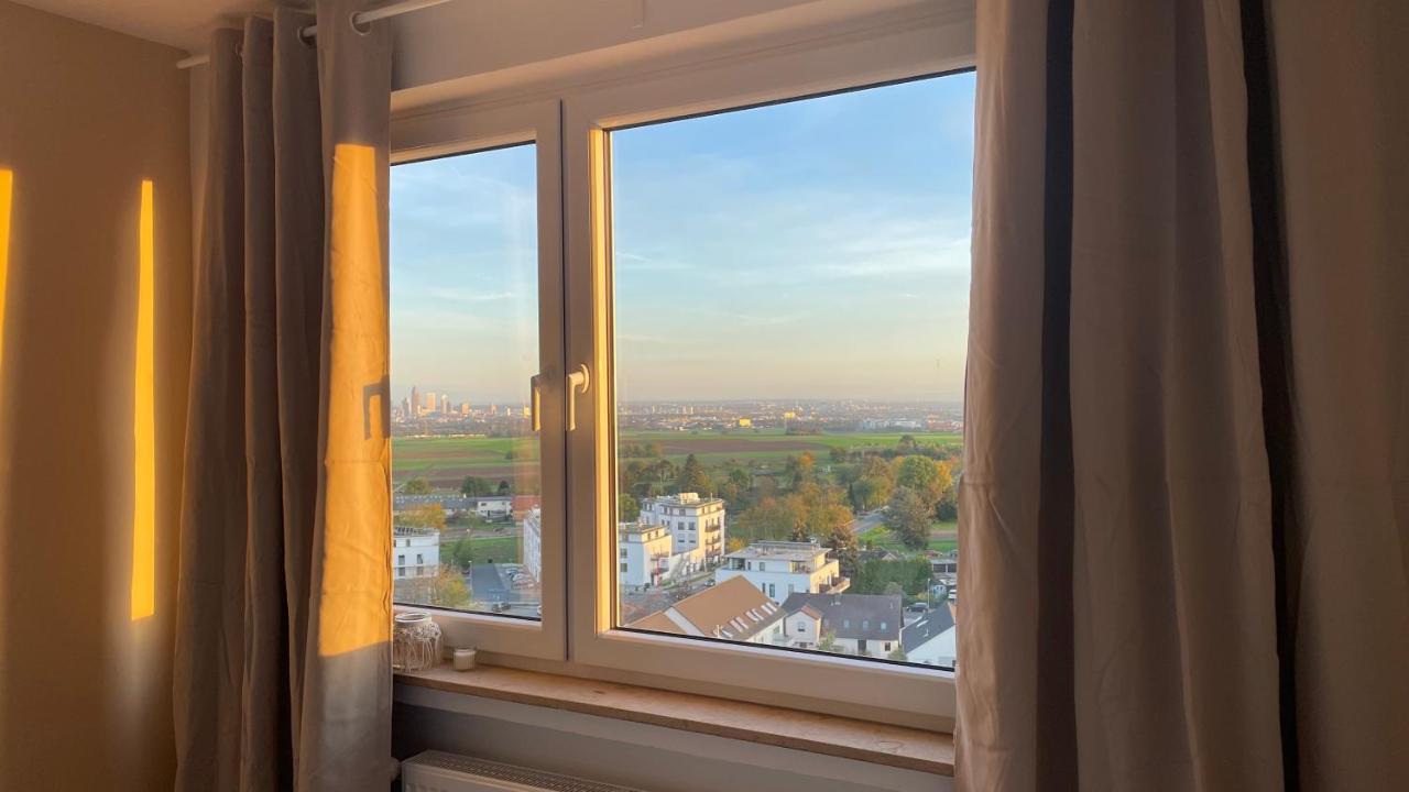 Moderne 2-Zimmer-Wohnung Mit Atemberaubender Skyline Aussicht Auf Frankfurt! Steinbach im Taunus Ngoại thất bức ảnh