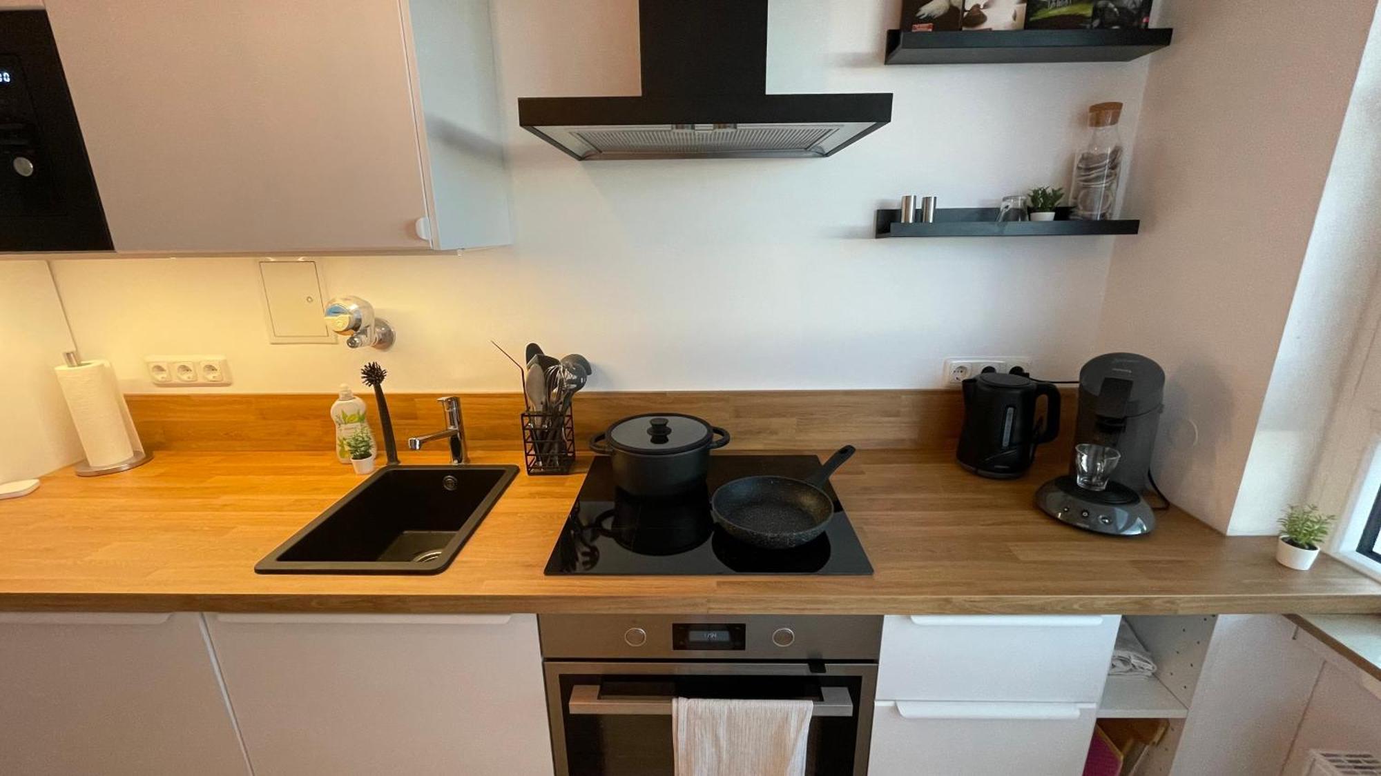 Moderne 2-Zimmer-Wohnung Mit Atemberaubender Skyline Aussicht Auf Frankfurt! Steinbach im Taunus Ngoại thất bức ảnh